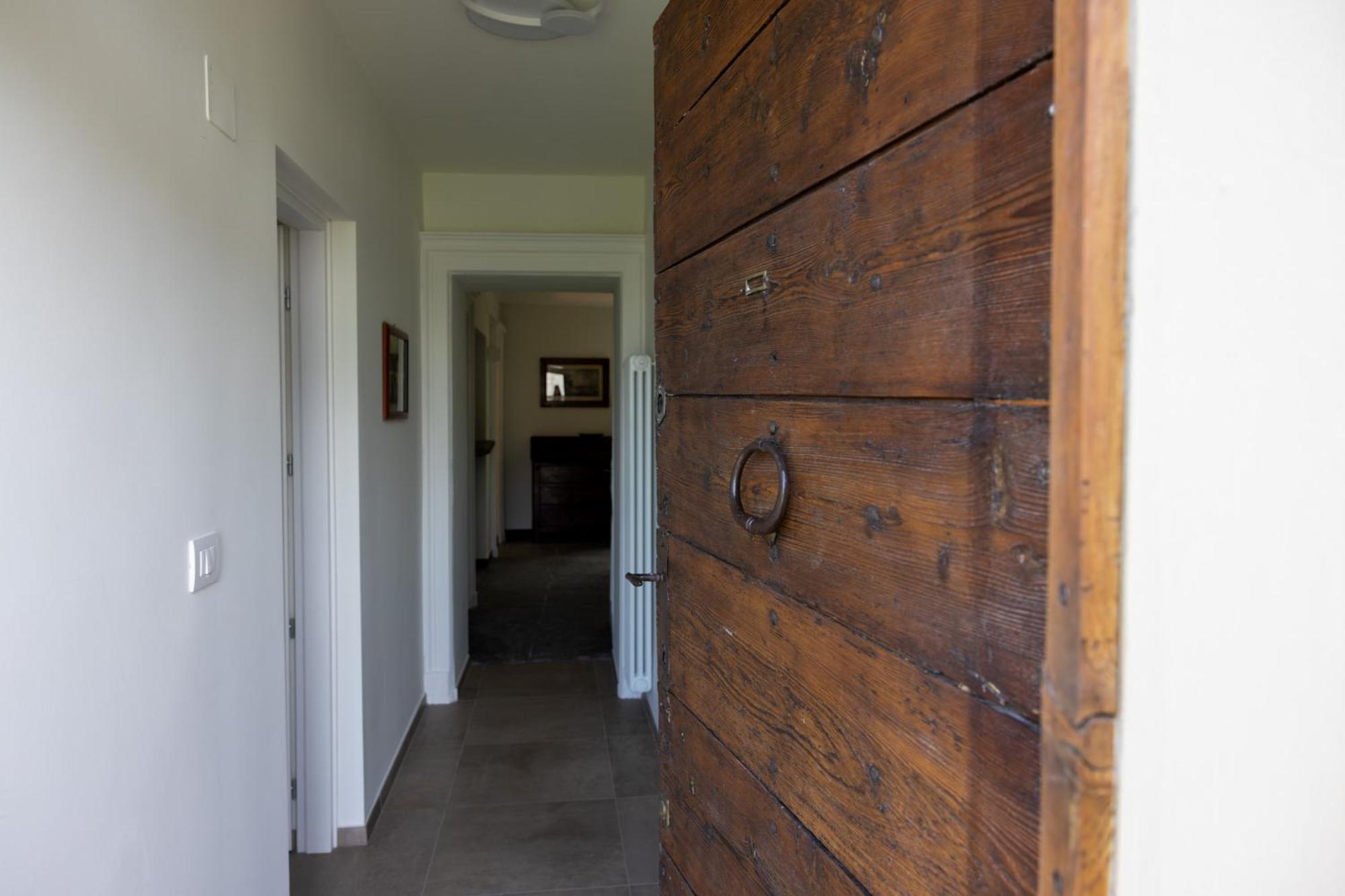 Manor House Apartment Aosta Bagian luar foto