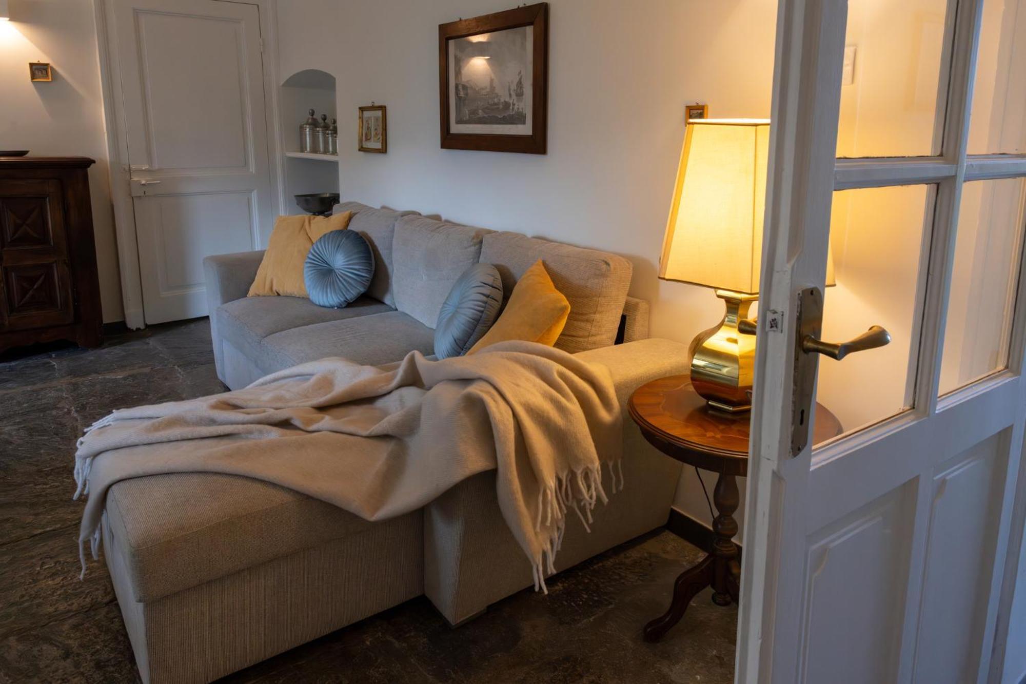 Manor House Apartment Aosta Bagian luar foto
